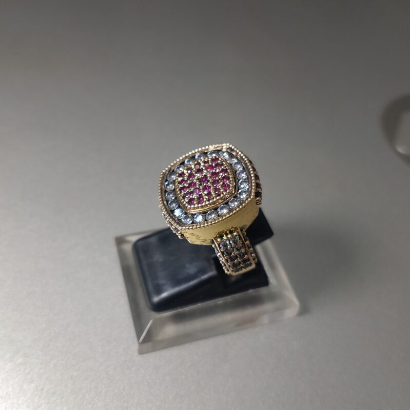 Ruby cluster halo daisy vintage antique rings . 2