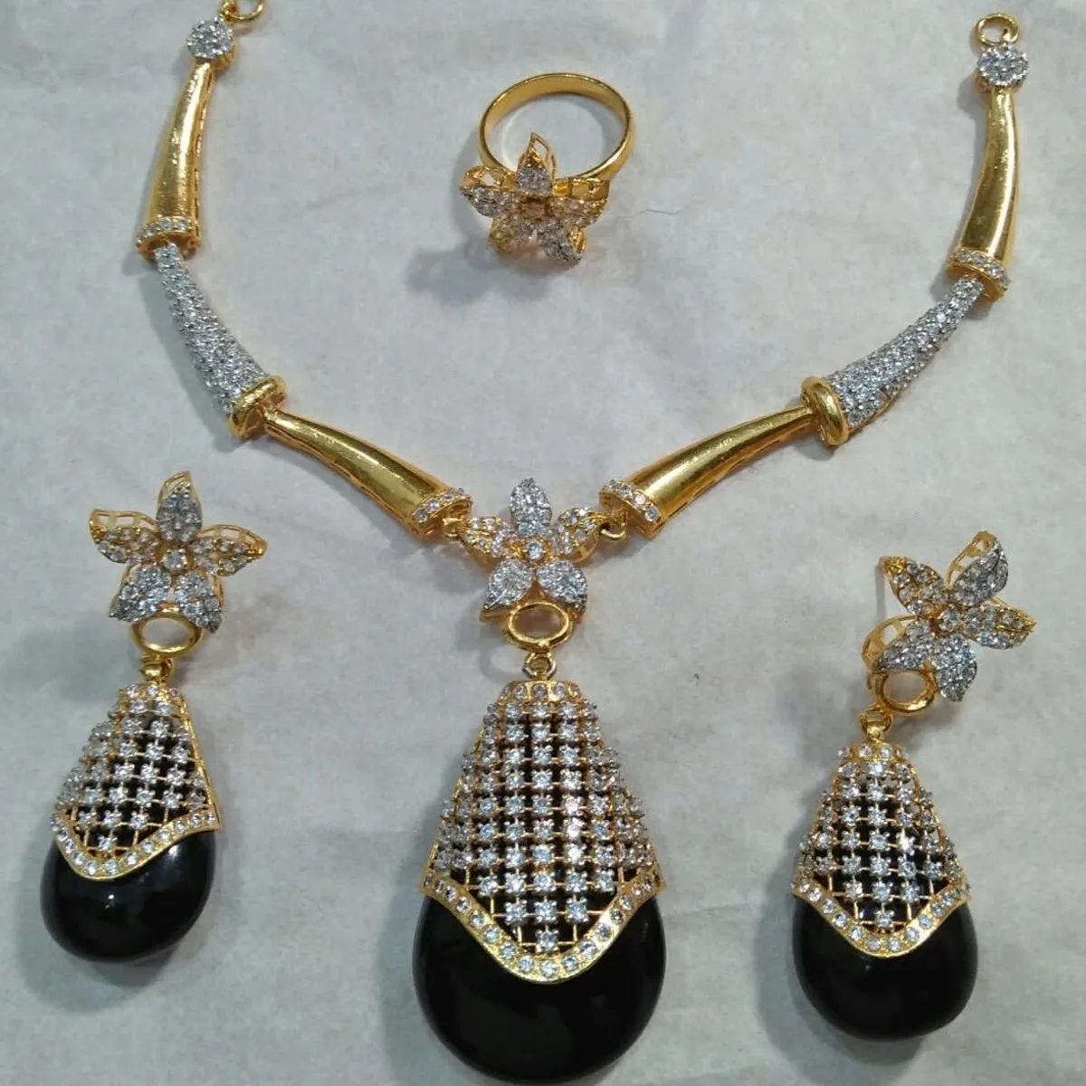 Black Stone Gold Plated Necklace Set - Zuha Jewellery Black Stone Gold Plated Necklace Set in 925 Sterling Silver