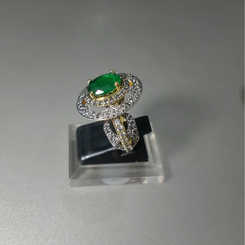 The Aura Green Emerald Ring in 925 Sterling Silver with emerald centre - View 2